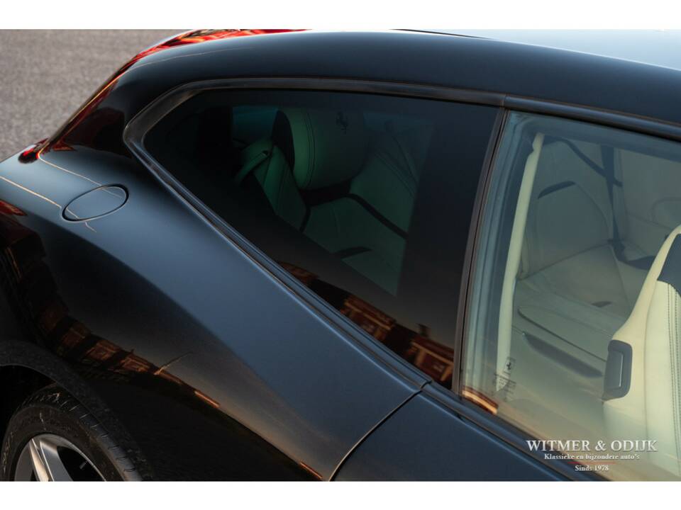 Bild 20/47 von Ferrari GTC4Lusso (2017)