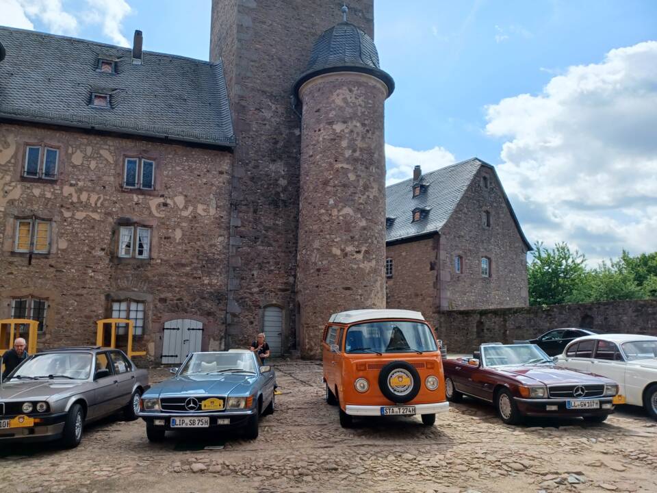 Image 5/21 of Volkswagen T2b Westfalia (1973)