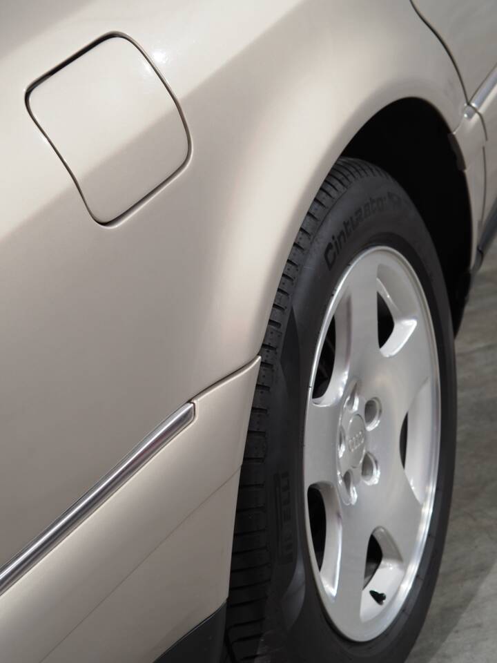 Bild 27/55 von Audi A8 3.7 quattro (2000)