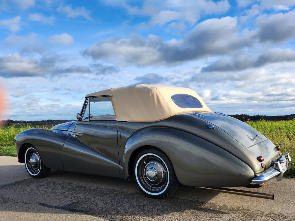 Image 8/72 of Healey 2.4 Litre Abbott (1953)