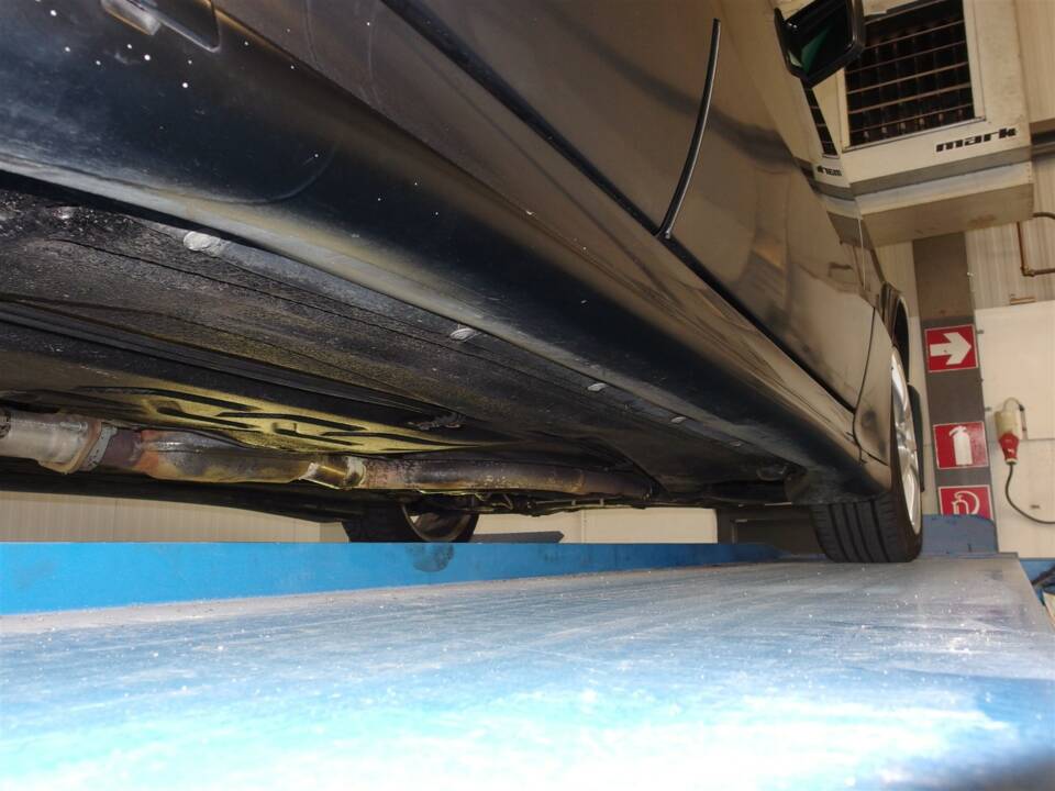 Immagine 84/98 di Mercedes-Benz 190 E 2.3-16 (1985)