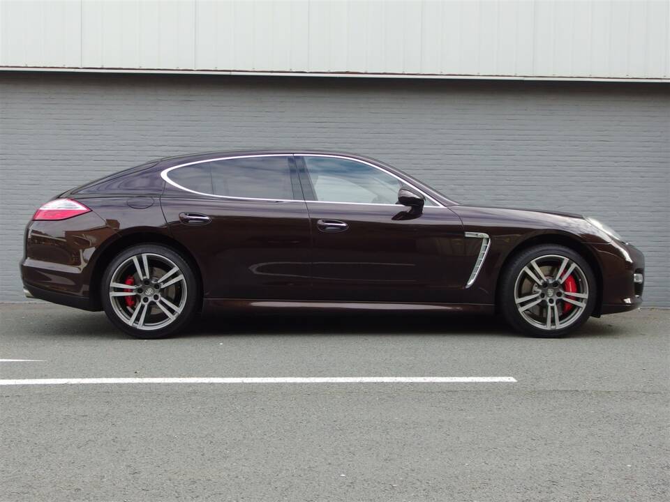 Bild 5/98 von Porsche Panamera Turbo (2009)