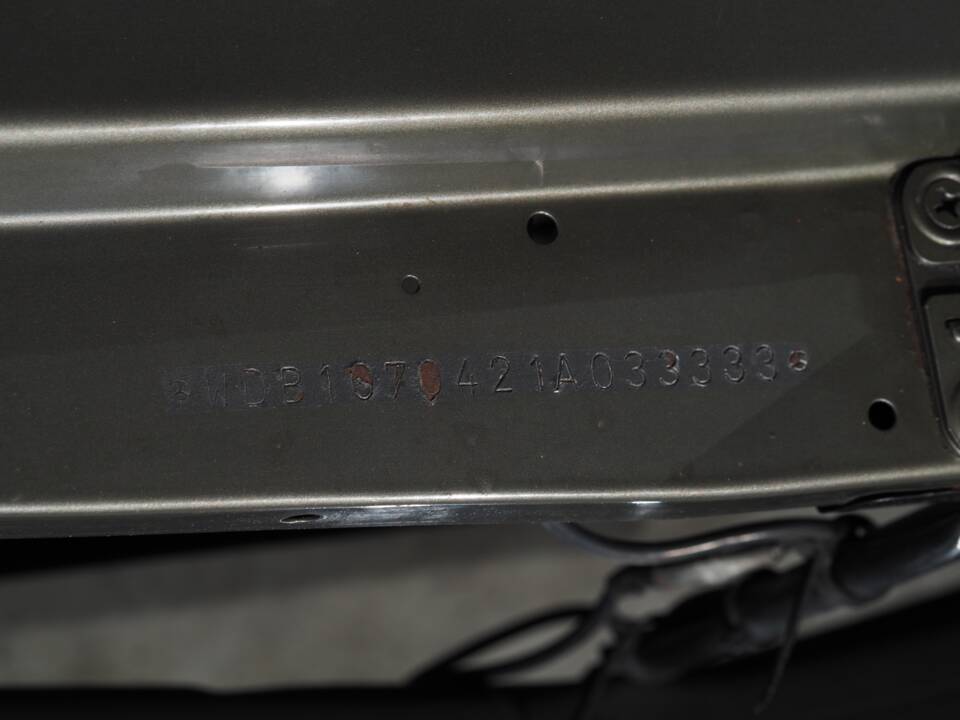 Immagine 18/51 di Mercedes-Benz 280 SL (1985)