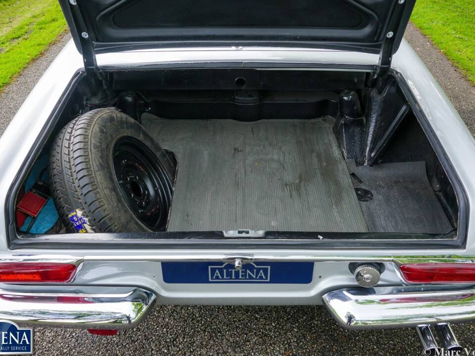 Image 49/49 of Mercedes-Benz 230 SL (1964)