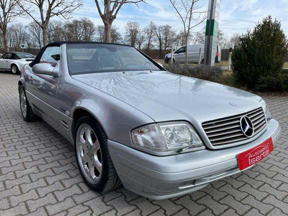 Imagen 5/20 de Mercedes-Benz SL 500 &quot;Final Edition&quot; (2001)