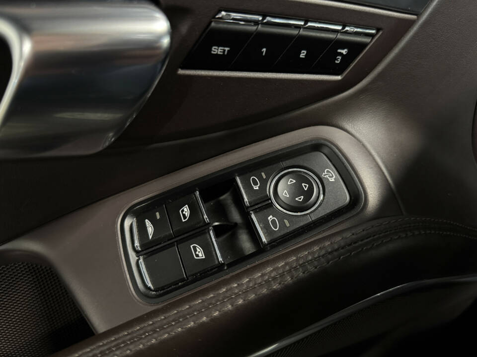 Image 42/50 de Porsche 911 Carrera S (2013)