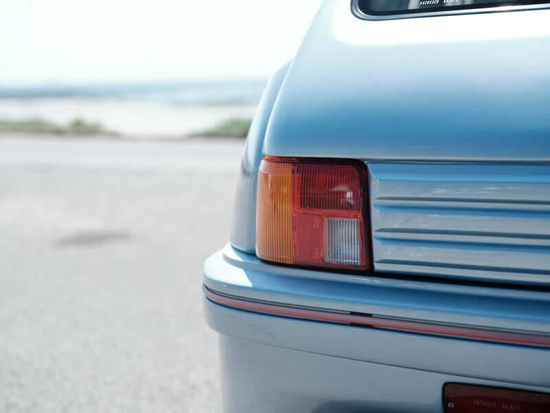 Image 20/50 of Peugeot 205 GTi 1.9 (1990)