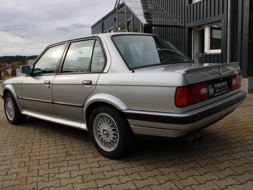Image 5/32 de BMW 325ix (1990)