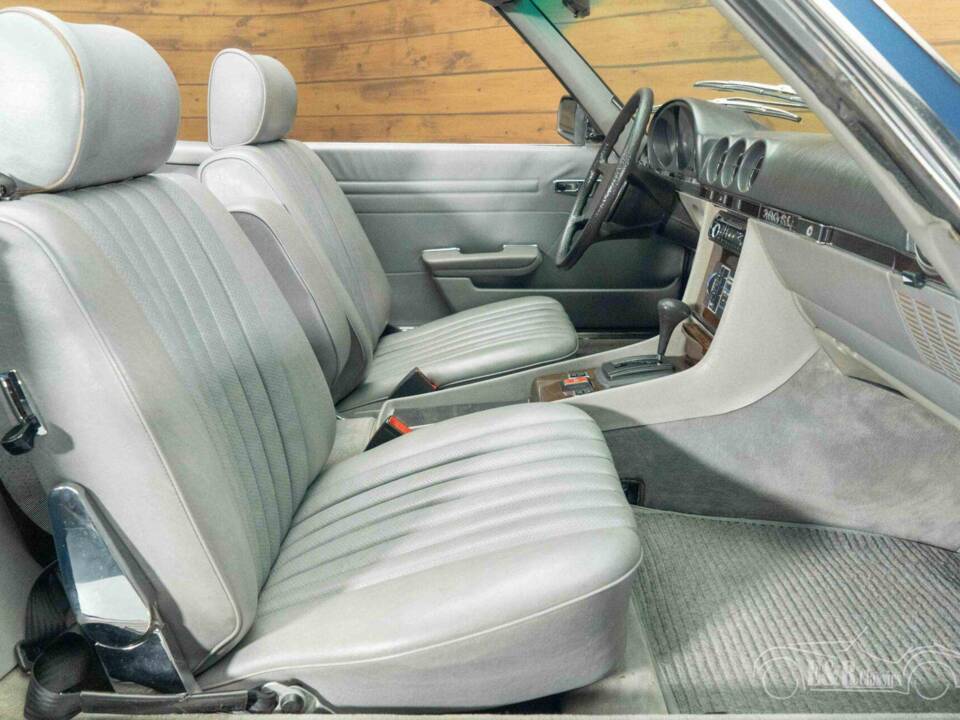 Afbeelding 6/19 van Mercedes-Benz 380 SL (1981)