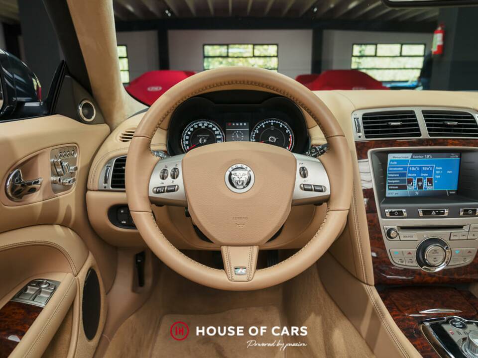 Afbeelding 16/25 van Jaguar XKR (2010)