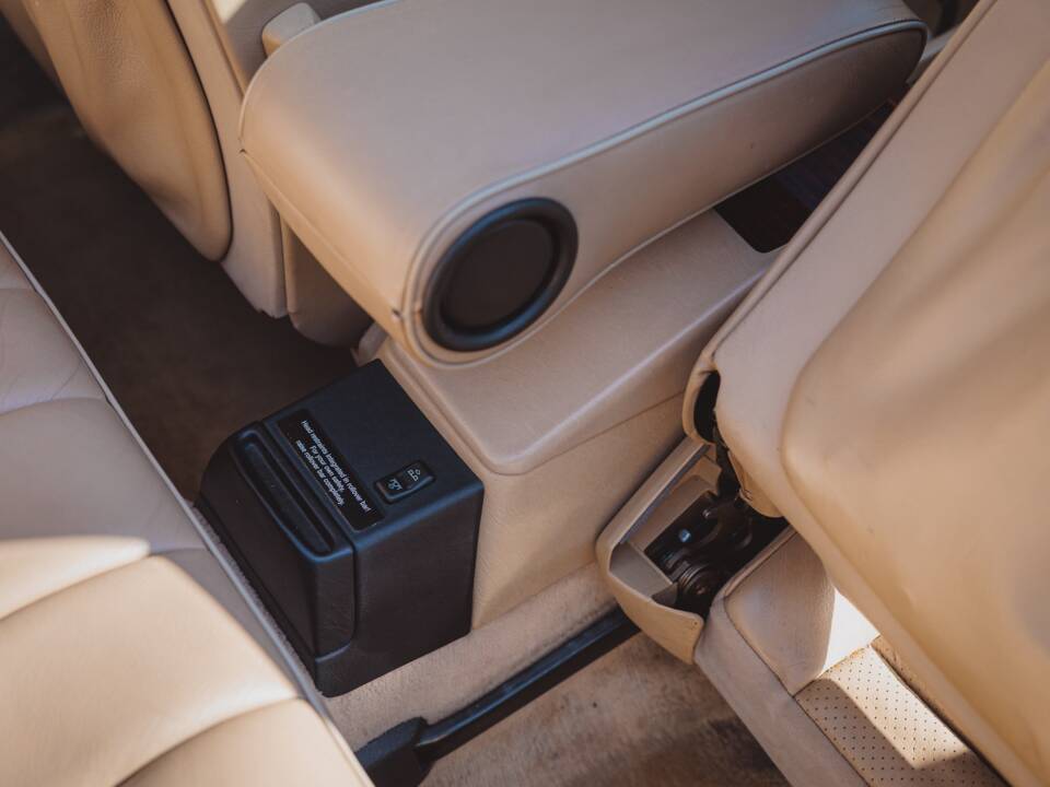 Imagen 18/41 de Mercedes-Benz E 220 (1995)