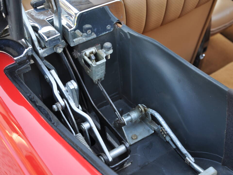 Image 24/52 de Mercedes-Benz 280 SL (1985)