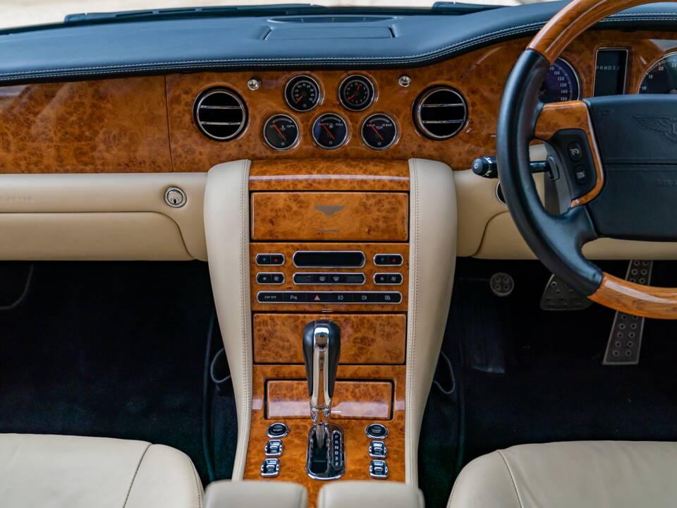 Imagen 30/41 de Bentley Arnage T (2005)