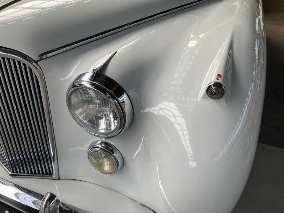 Image 23/38 of Jaguar Mk VII (1952)