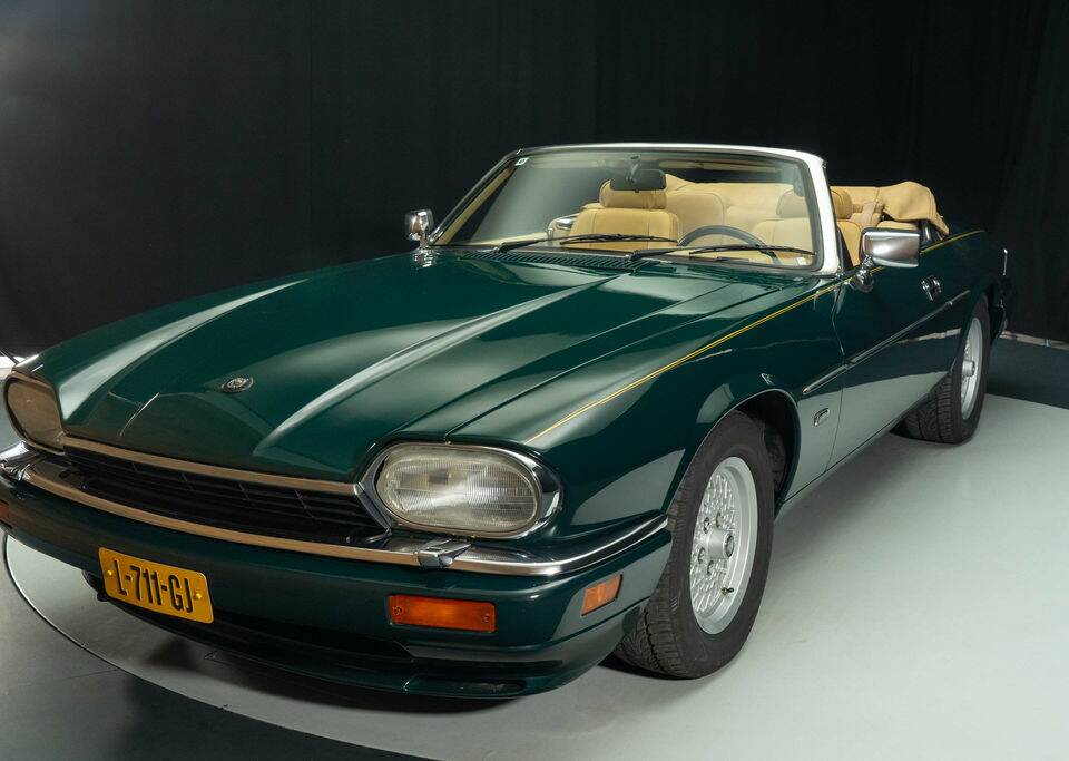 Image 5/8 of Jaguar XJS 4.0 (1994)