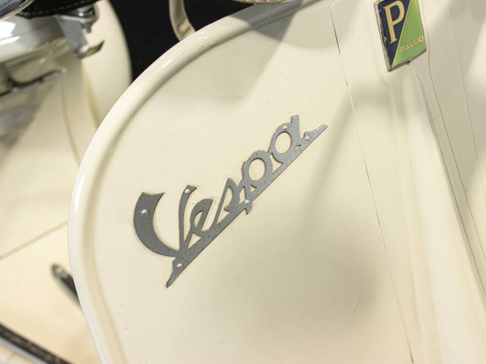 Afbeelding 43/50 van Piaggio Vespa 150 "Struzzo" VL (1956)