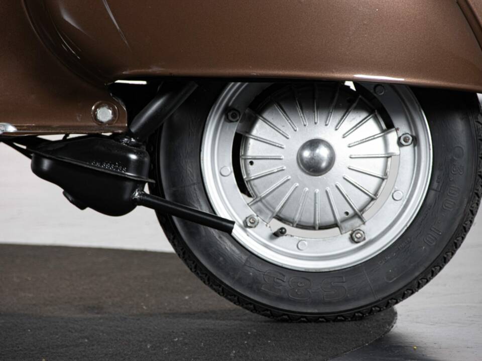 Immagine 16/50 di Piaggio Vespa 125 Primavera (1975)