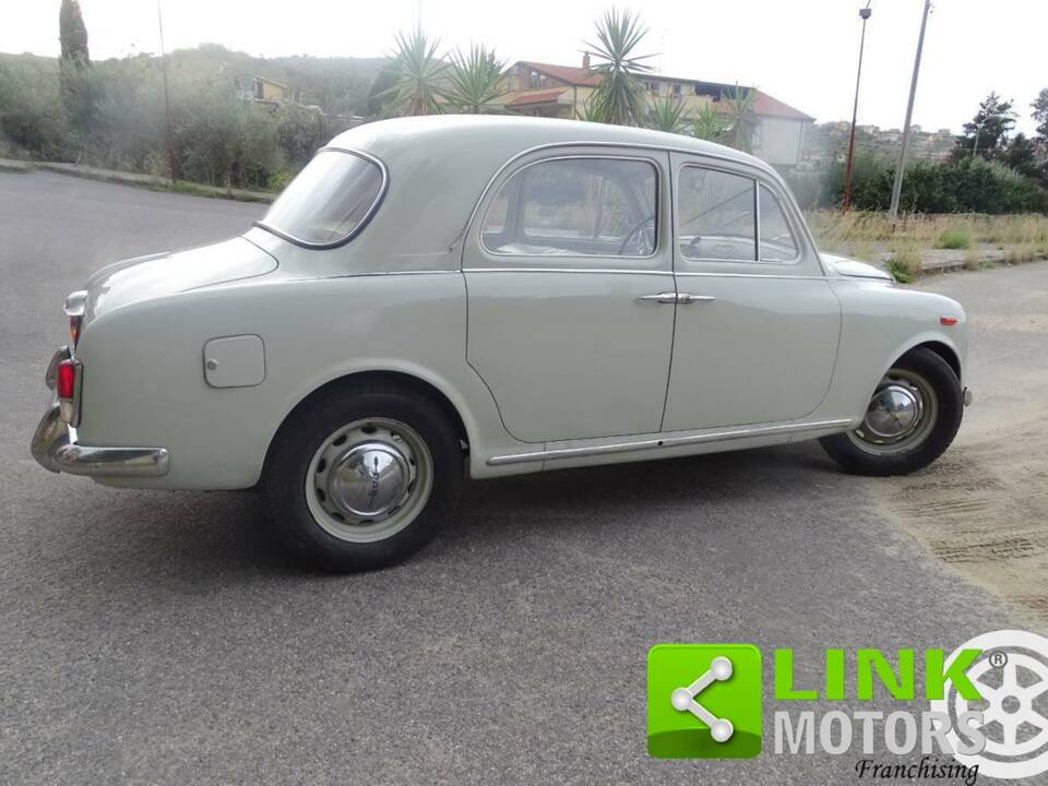 Image 8/10 of Lancia Appia C10 (1957)