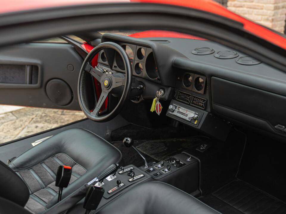 Obraz 35/50 pojazdu Ferrari 512 BBi (1982)