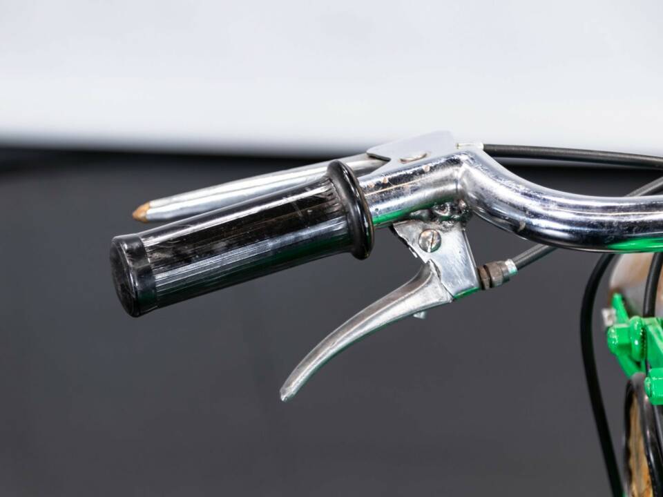 Image 29/44 de Ducati Cucciolo (1951)