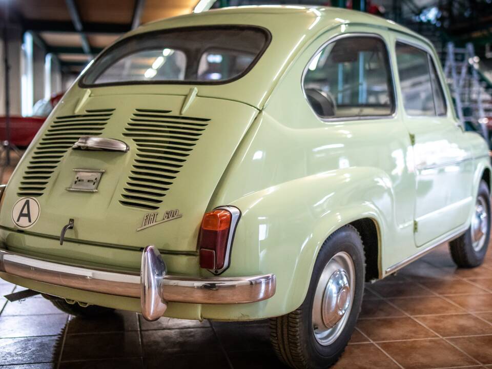 Afbeelding 4/20 van Steyr-Puch 600 D (1960)