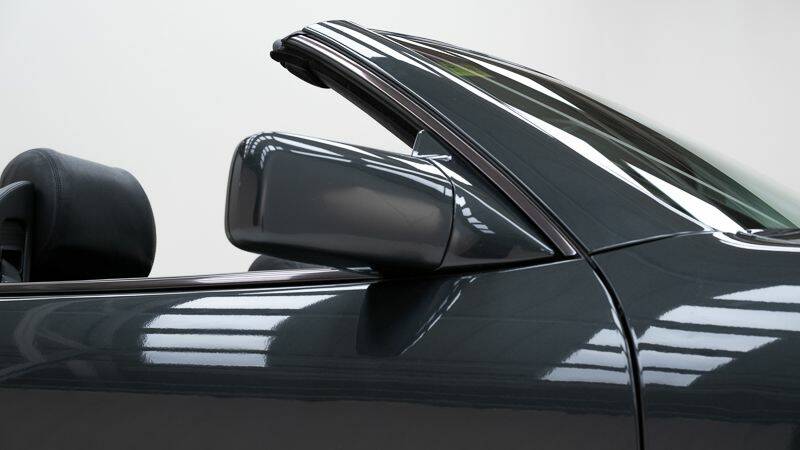 Image 14/15 of Mercedes-Benz 500 SL (1989)