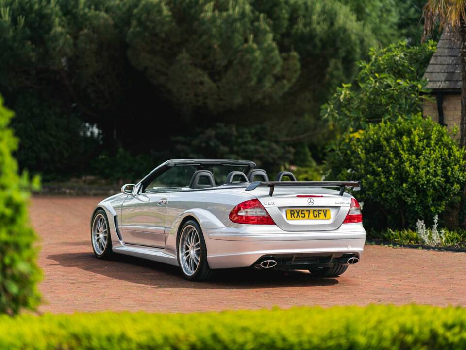 Bild 6/28 von Mercedes-Benz CLK DTM AMG (2006)