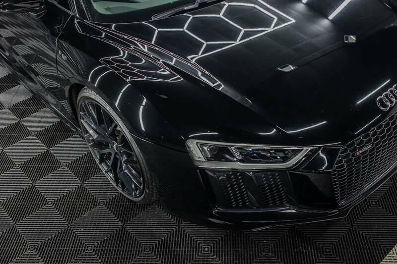 Image 40/50 of Audi R8 V10 Spyder (2018)