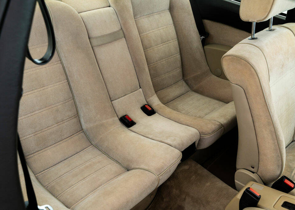 Image 7/7 of BMW 635 CSi (1984)