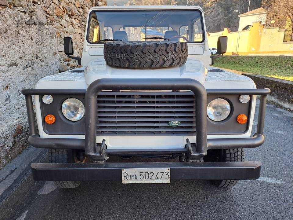 Image 7/26 of Land Rover Defender 110 (1991)