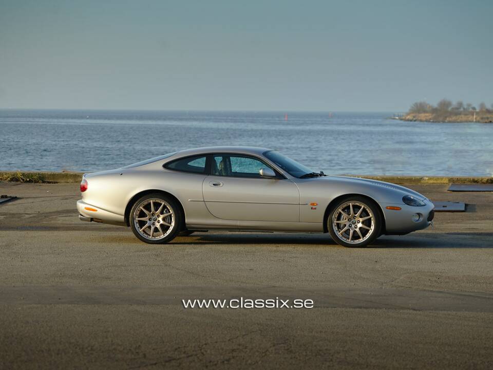 Image 29/29 of Jaguar XKR (2003)