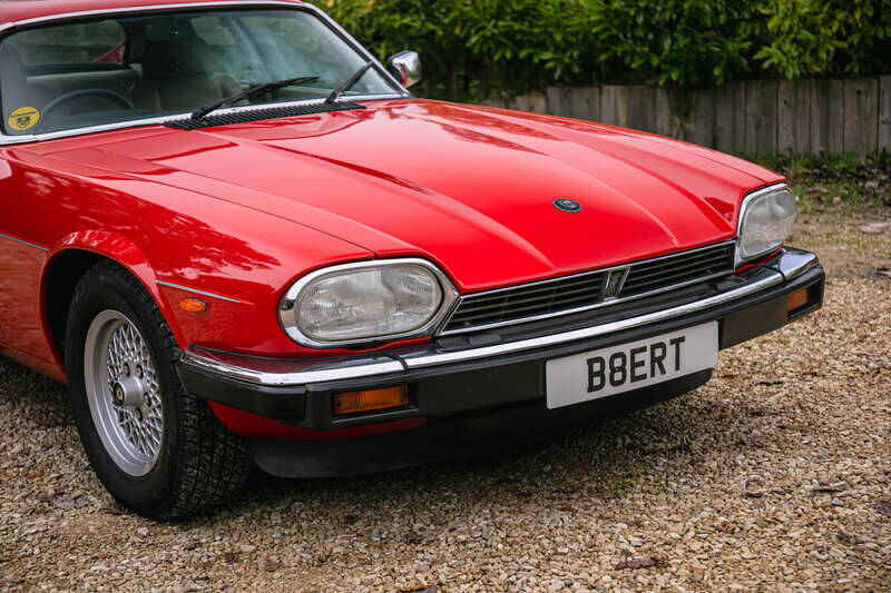 Image 8/33 of Jaguar XJ-S 3.6 (1991)