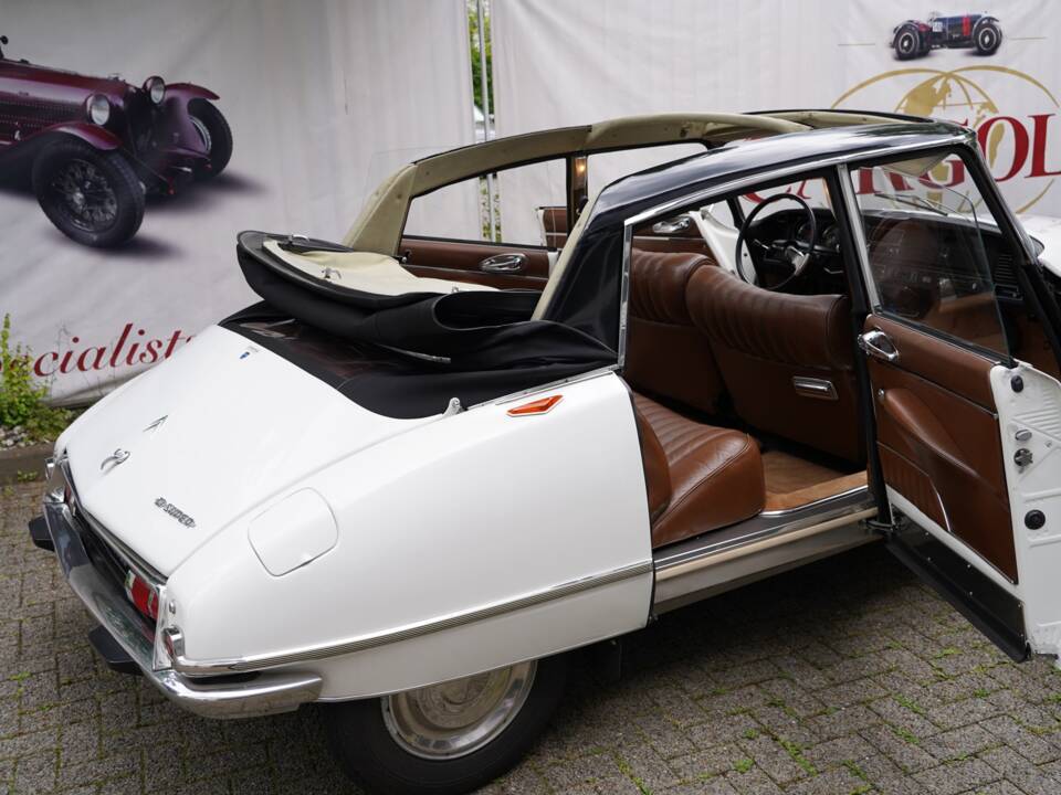 Bild 17/41 von Citroën D Super (1970)