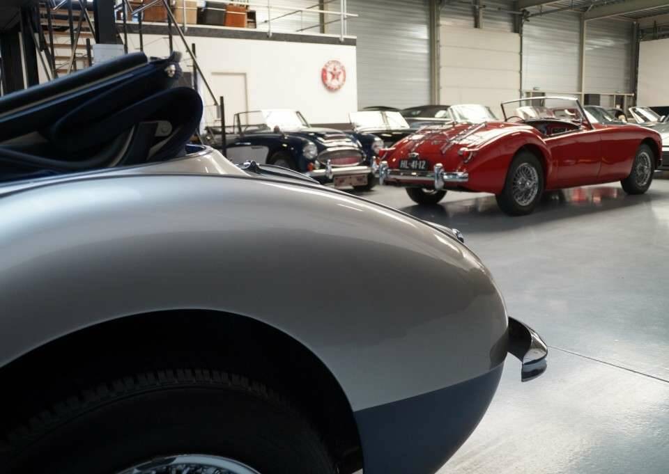 Image 39/50 de Austin-Healey 3000 Mk III (BJ8) (1965)