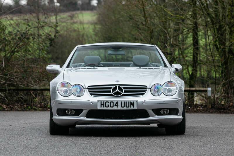 Image 6/36 de Mercedes-Benz SL 500 (2004)