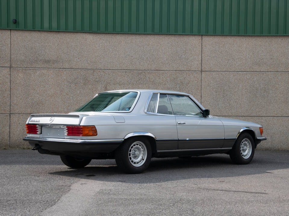 Imagen 2/29 de Mercedes-Benz 500 SLC (1980)