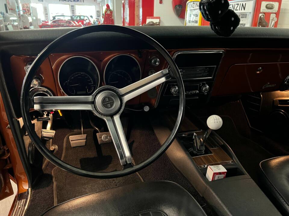 Image 8/19 of Chevrolet Camaro (1968)