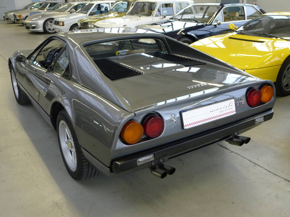 Bild 28/40 von Ferrari 308 GTB (1976)
