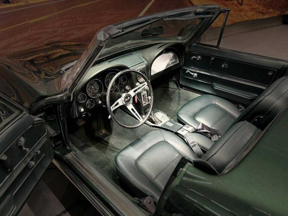Obraz 30/50 pojazdu Chevrolet Corvette Sting Ray Convertible (1965)