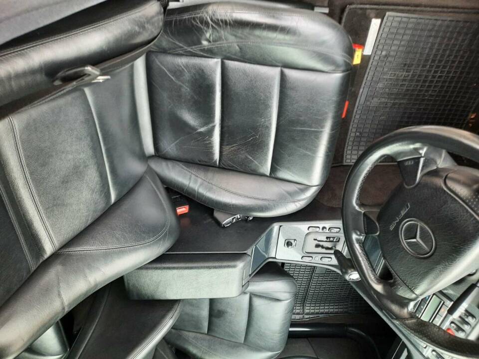 Image 6/19 of Mercedes-Benz C 43 AMG T (1999)
