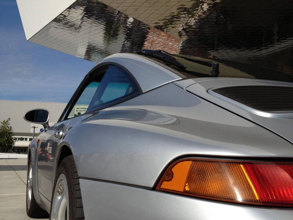 Imagen 95/96 de Porsche 911 Carrera (1996)
