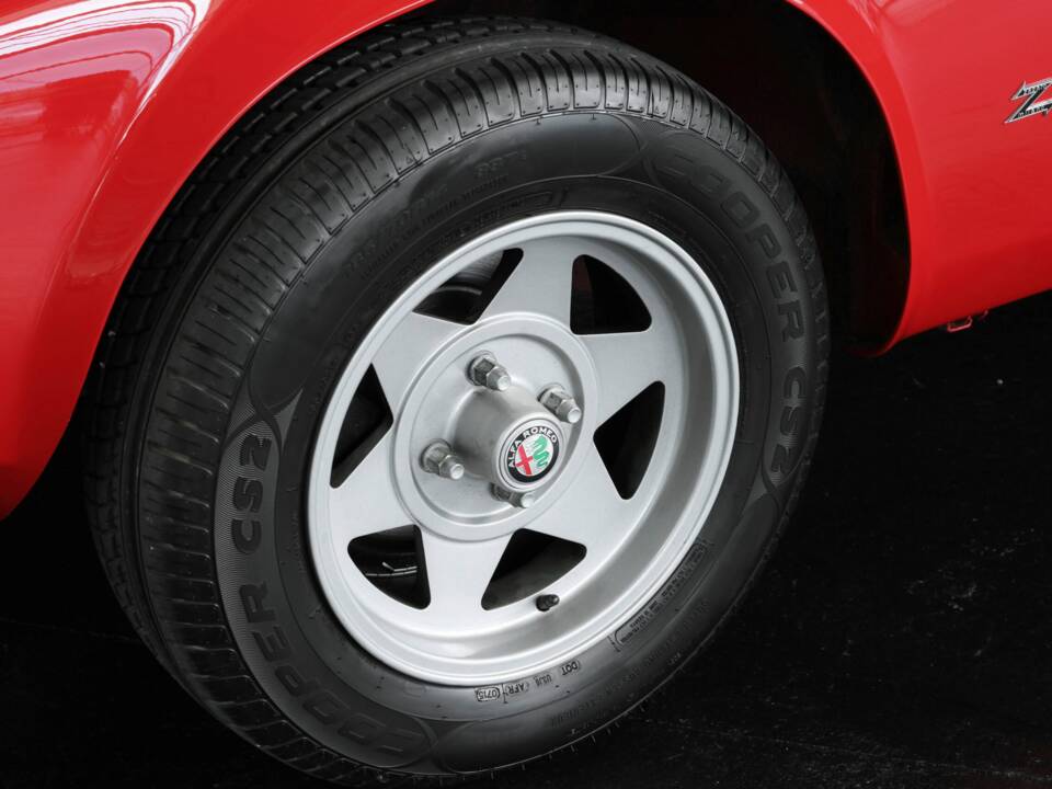 Image 47/50 of Alfa Romeo Junior Zagato GT 1300 (1972)