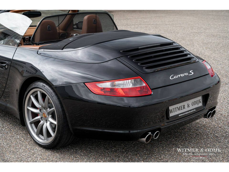 Bild 10/28 von Porsche 911 Carrera S (2006)