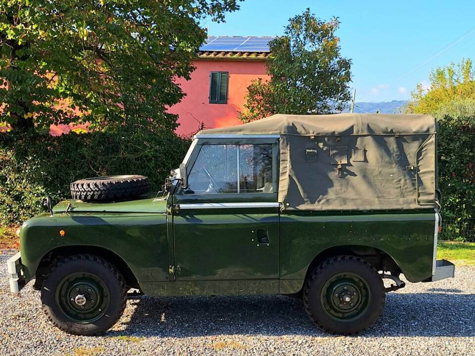 Bild 2/33 von Land Rover 88 (1965)
