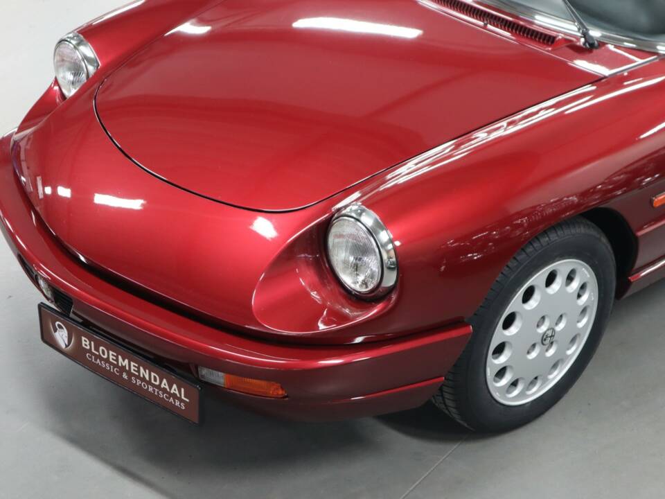 Image 56/58 de Alfa Romeo 2.0 Spider (1992)