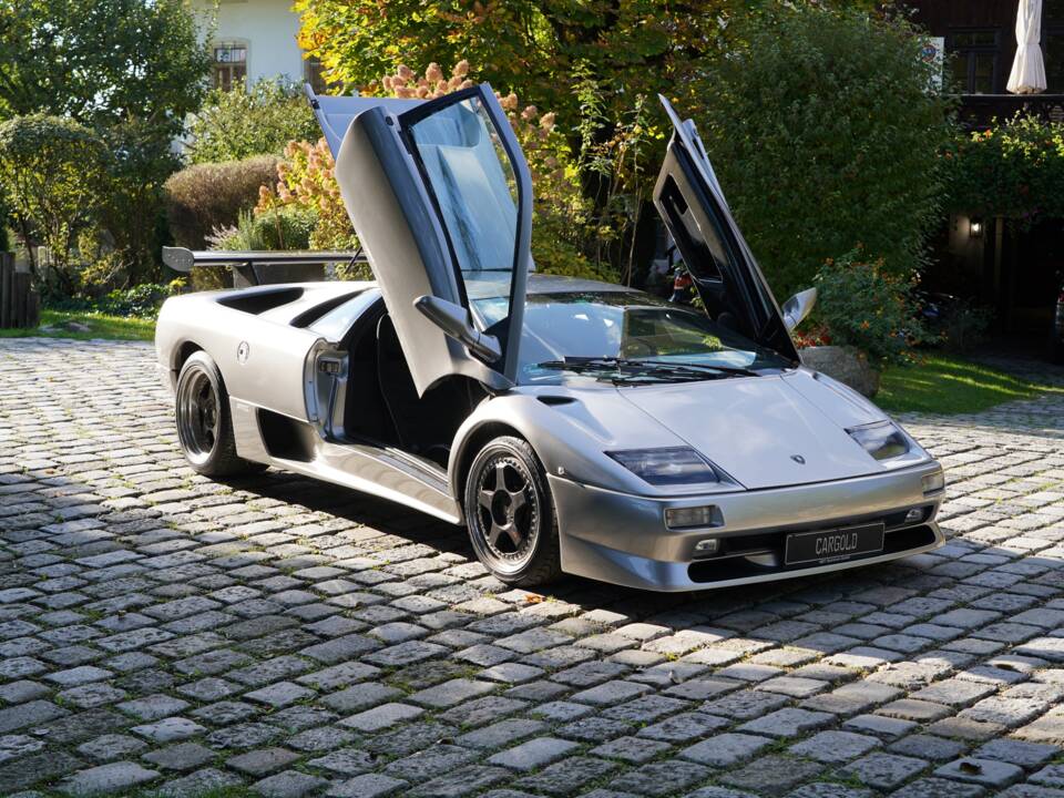Image 1/16 of Lamborghini Diablo SV (1999)