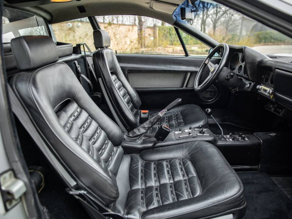 Image 47/50 de Ferrari 512 BBi (1982)