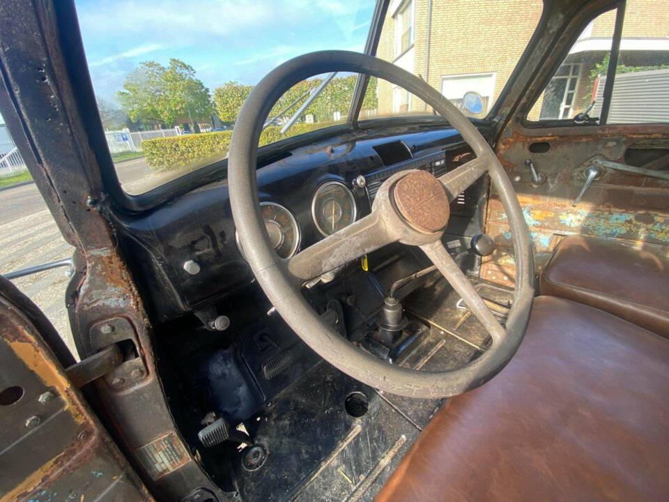 Image 39/47 of GMC 3100 ½-ton (1951)