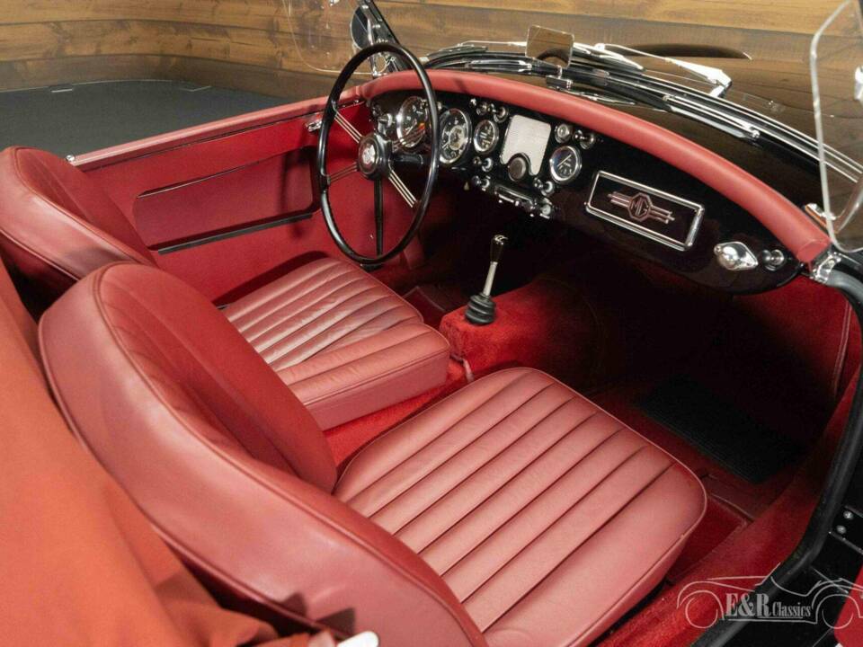 Image 8/19 of MG MGA 1500 (1955)