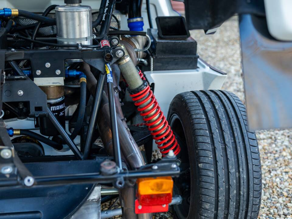 Image 36/50 of Ford RS200 (1986)